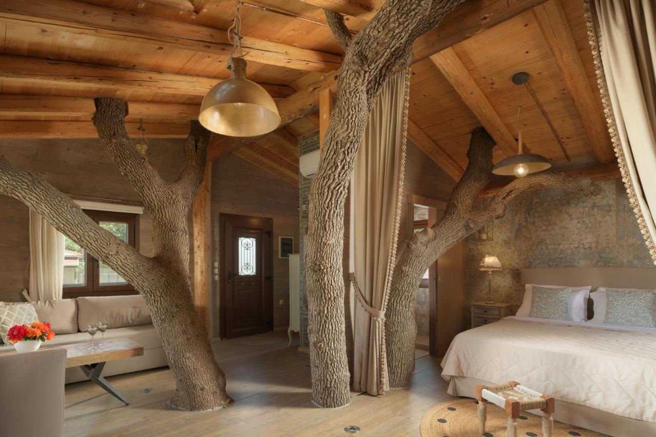 Stolidi Mou Treehouse Villa Atsipopoulo
