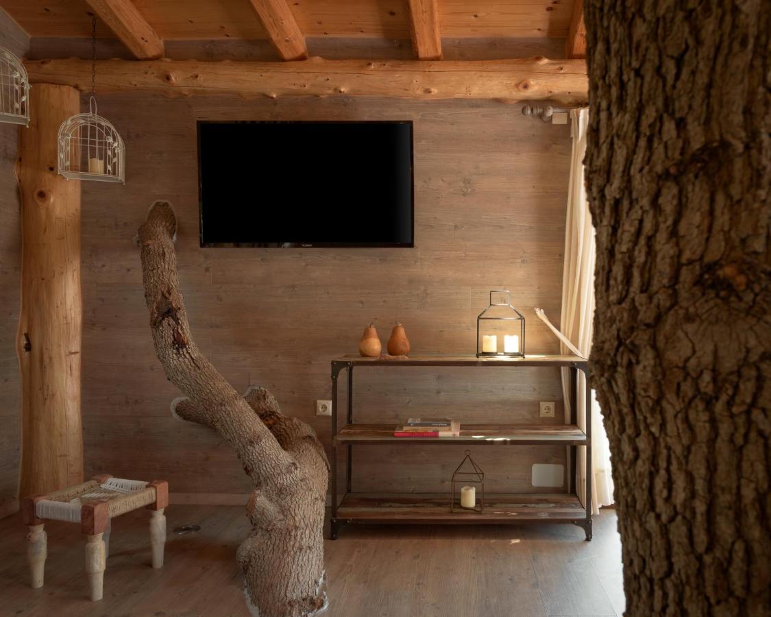 Villa Stolidi Mou Treehouse