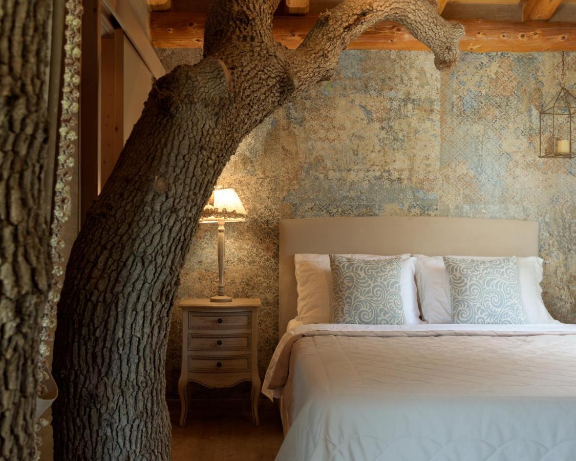 Stolidi Mou Treehouse Villa